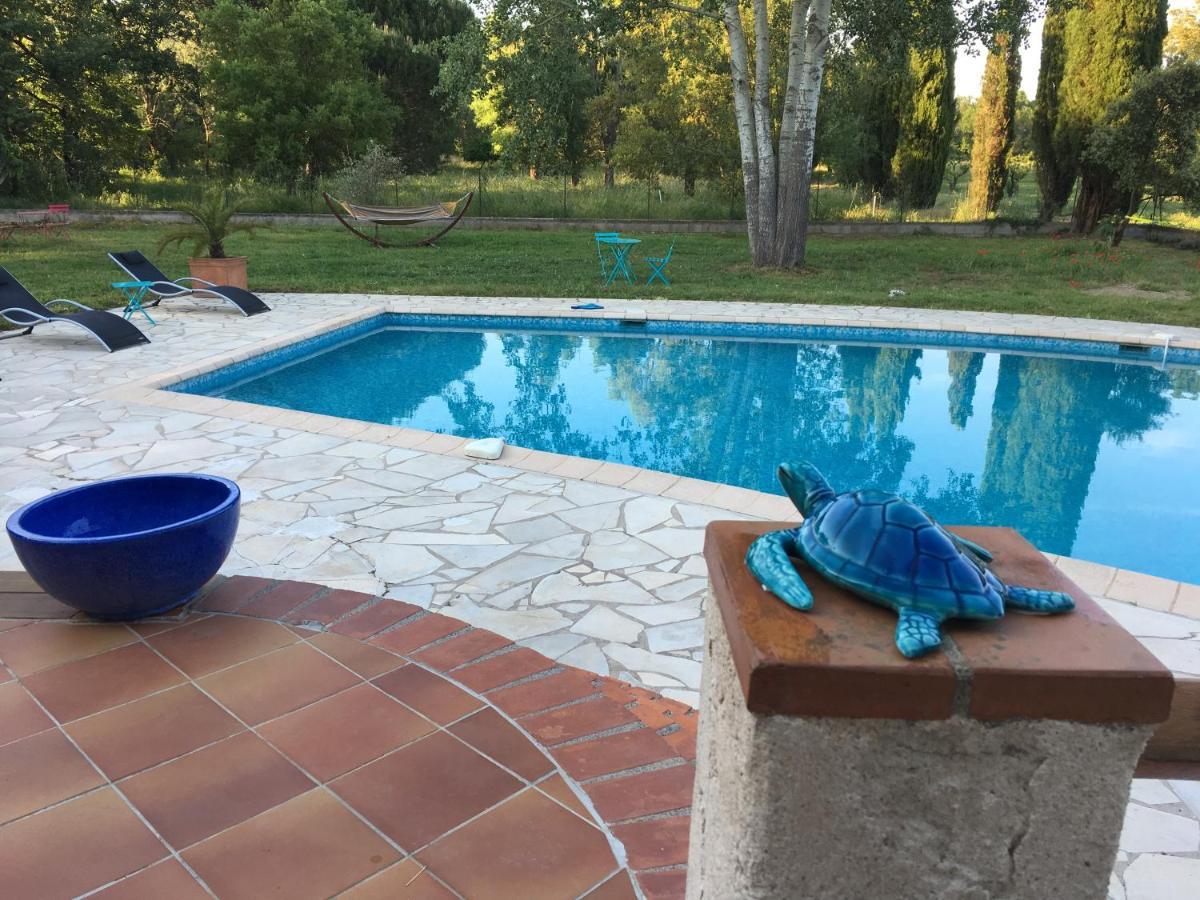 Le Chene Et L'Eau Bed & Breakfast Roquebrune-sur Argens Bagian luar foto