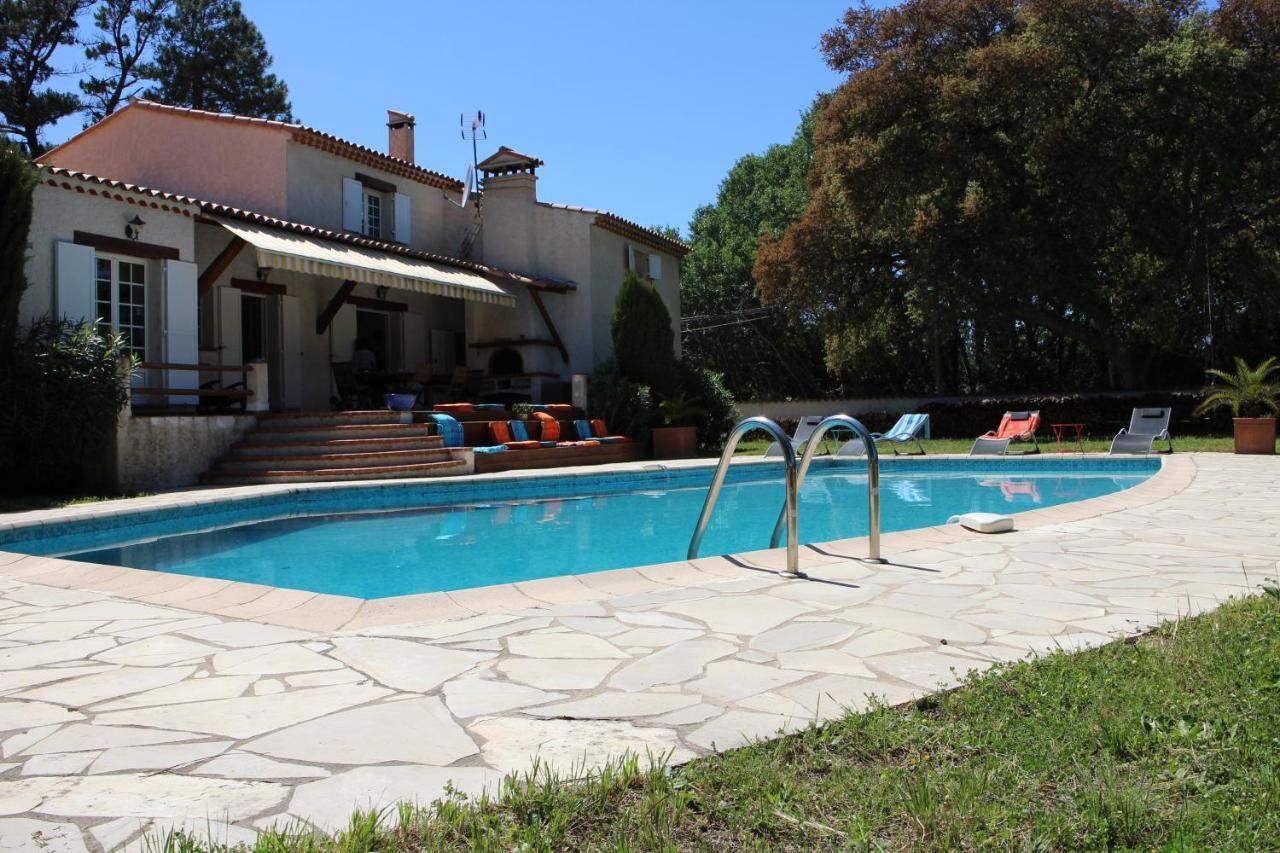 Le Chene Et L'Eau Bed & Breakfast Roquebrune-sur Argens Bagian luar foto