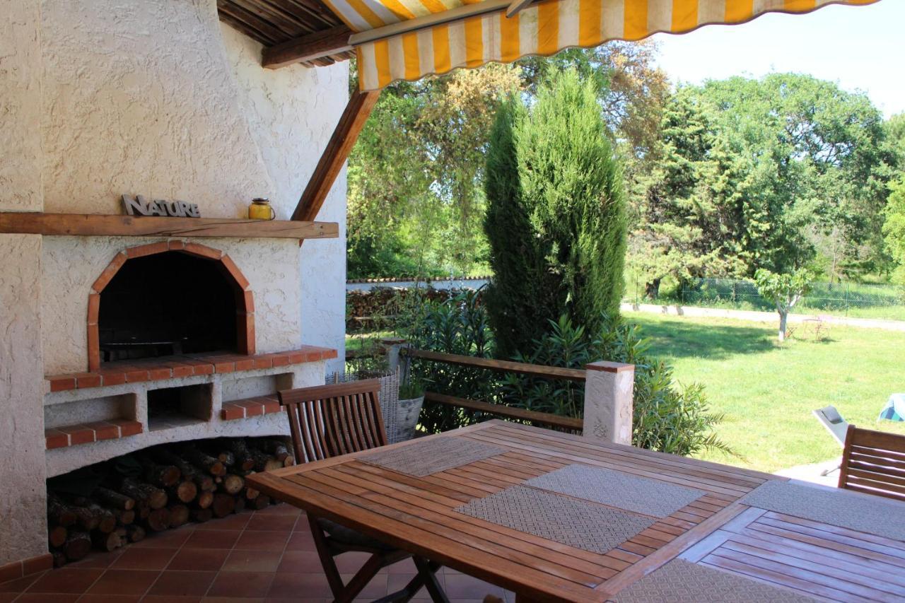 Le Chene Et L'Eau Bed & Breakfast Roquebrune-sur Argens Bagian luar foto