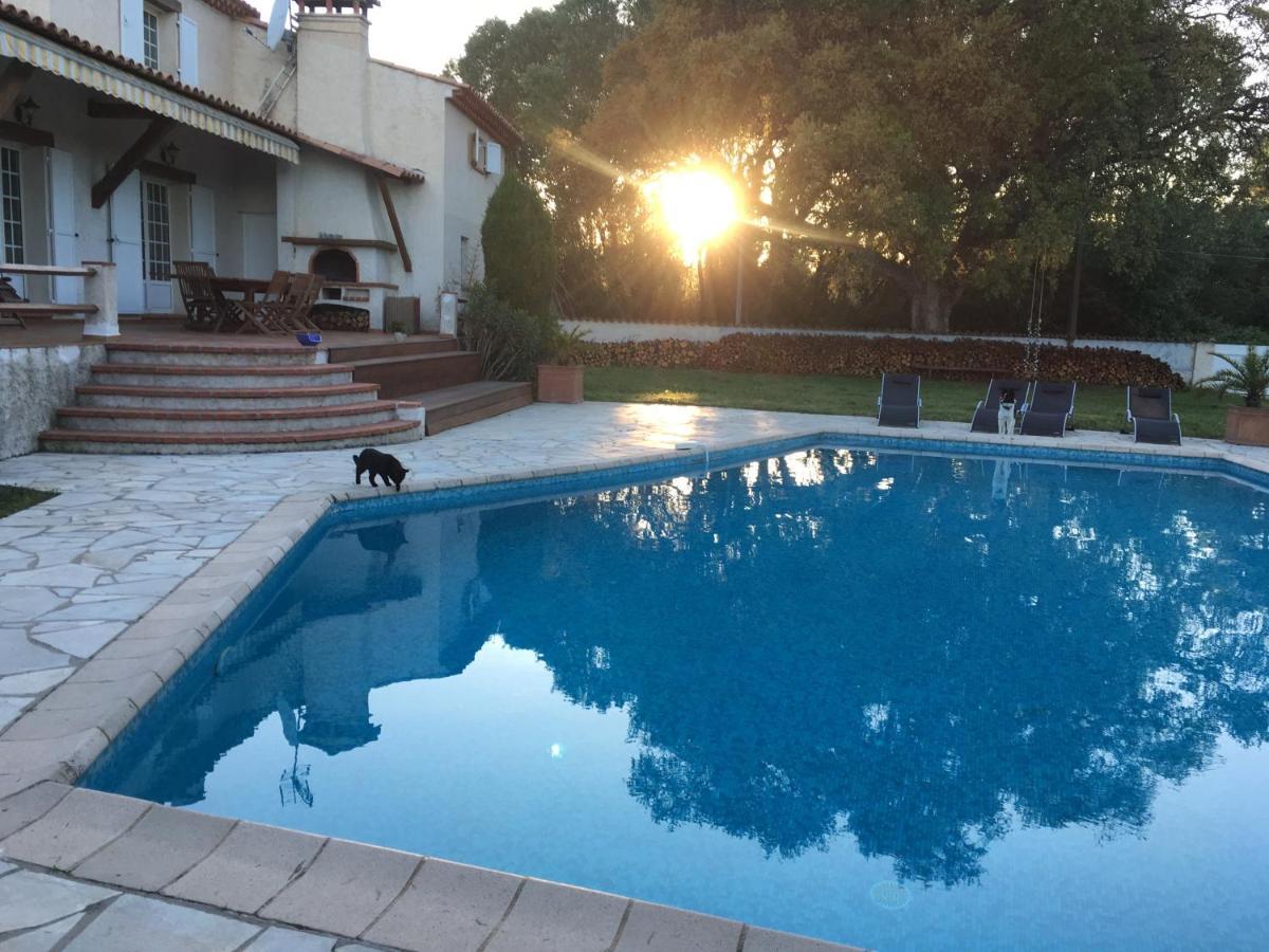 Le Chene Et L'Eau Bed & Breakfast Roquebrune-sur Argens Bagian luar foto